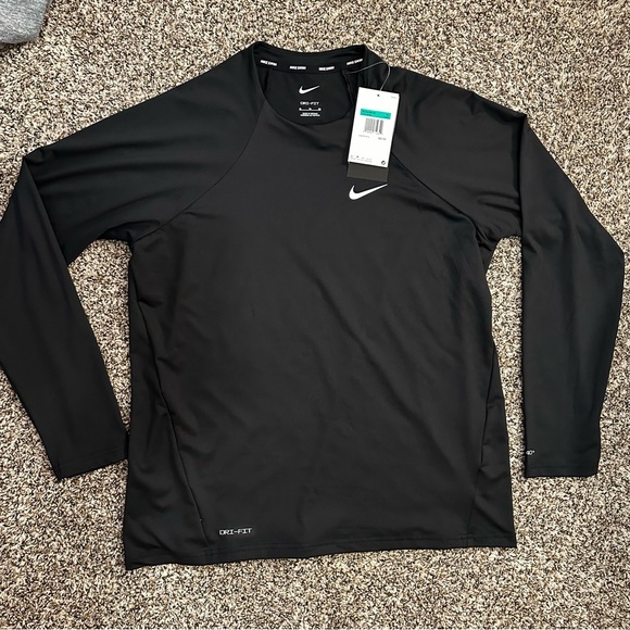 NWT Nike Swim Black Performance Shirt - Picture 1 of 3